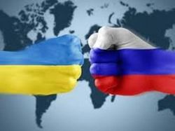 Москва угрозой применения силы не дает Киеву справиться с сепаратистами – FT