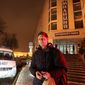 В Минске в здании суда омоновцы избили журналиста портала TUT.by