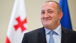 Президент Грузии посетит Украину в годовщину Майдана