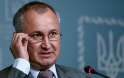 Выборы на Донбассе стартовали, но идут тяжело
