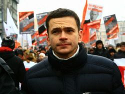 Российская оппозиция пытается заполнить вакуум, возникший после Немцова