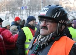 Войну на Донбассе развязали местные олигархи и политики, Россия зашла потом 