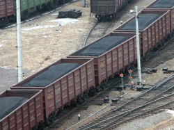 Россия поставляет уголь и электроэнергию в Украину без предоплаты – Песков