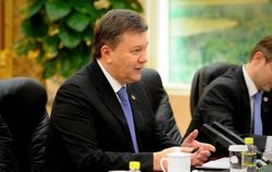 Почему Янукович подписал письмо с просьбой ввести войска РФ в Украину?