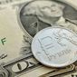 Рубль слабнет: из банков России возобновился масштабный отток валюты 
