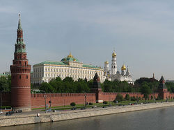 Разрывая экономические связи с другими странами, Россия самоизолируется