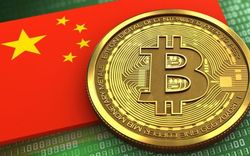 Биткойн стремится к 10000 долларам