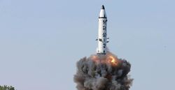Пуск северокорейской баллистической ракеты