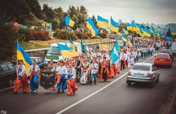 В 2013 году «прорусский» Славянск победил на Всеукраинском параде вышиванок