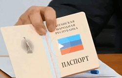 Паспортами ЛНР соблазнилось всего 2,6 тысячи человек