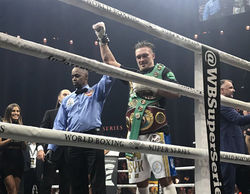 Александр Усик победил в полуфинале WBSS