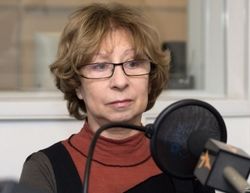 Мою позицию поддерживают в российском театральном мире – Лия Ахеджакова 