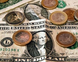 Курс доллара на Forex повысился к мировым валютам перед торгами американской сессии