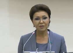 Новым спикером парламента Казахстана стала дочь Назарбаева