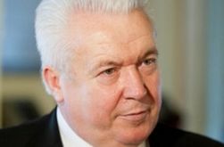 Регионал Олийнык связал возврат к Конституции 2004 года с последующим роспуском Рады