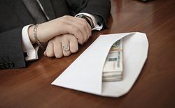 Россия оказалась на 119-м месте по уровню коррупции в мире 