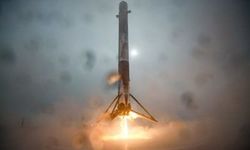 Впервые в истории SpaceX использовала ракету для повторного запуска