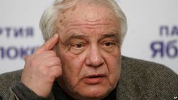 Путин хочет переиграть конец «холодной войны» – Владимир Буковский 