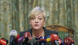 НБУ ввел ограничения на валютном рынке после согласования с МВФ