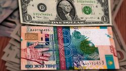 Тенге отправляется в свободное плавание
