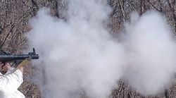 Поссорившиеся бойцы АТО обстреляли жилой дом из гранатометов
