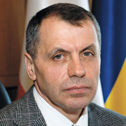 Спикер ВС Крыма ожидает роста зарплат бюджетников при присоединении к РФ 