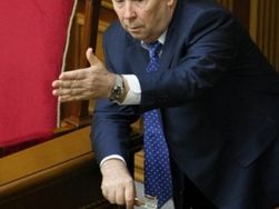Под давлением оппозиции Рыбак включил в повестку дня Рады выборы в Киеве