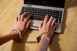 Как в России борются с интернет-экстремизмом