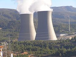 Известны ли причины ЧП на АЭС Бельгии? 250px-Cofrentes_nuclear_power_plant_cooling_towers