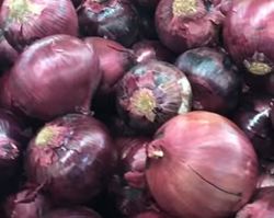 Лук и сыр эффективно понижают давление – ученые