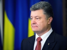 Петр Порошенко поздравил украинцев с Днем Европы