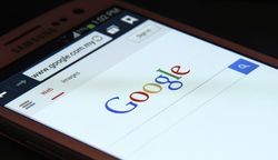  Почему весь мир ополчился на Google?