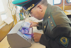 Россия готовится ужесточить контроль гастарбайтеров прямо на границе  