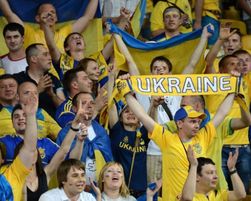 КГБ Беларуси задержал более 100 украинских футбольных фанатов