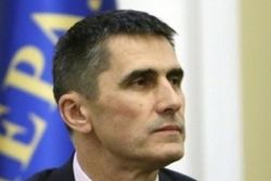 Из ГПУ уволили 1800 сотрудников