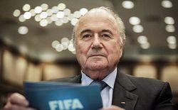 Блаттер ушел с поста президента ФИФА по совету юристов – NYT