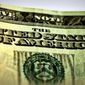 Неожиданный прогноз от S&P: Курс гривны ослабнет до 2019 года