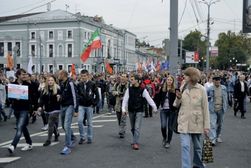 Вместо снижения штрафов Дума решила сажать за акции протеста