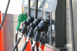 Стоимость бензина в Украине бьет рекорды