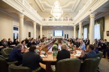 НБУ до конца года сократит до 55% сотрудников
