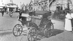 120 лет назад появился первый российский автомобиль