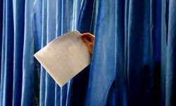 Старая элита паникует из-за потери контроля над избирателями Донбасса