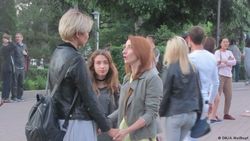 В Казахстане среди русскоговорящих растут мигрантские настроения