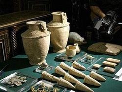 Кому война, а кому профит: Артефакты из Сирии заполонили мир