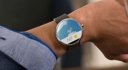 У часов Motorola Moto 360 будет пластиковый корпус 