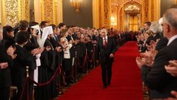 Почему Путин на «Прямой линии» промолчал о новом президентском сроке?