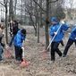 За отказ выйти на добровольный субботник в Москве требуют по 200 рублей  