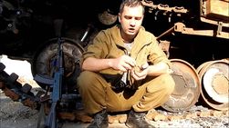 По просьбе СБУ Facebook заблокировала аккаунт российского блогера Жука 