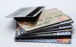 Visa и MasterCard отключили российские банки из нового «черного списка» США