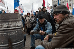 Милиция жестко противостоит протестующим